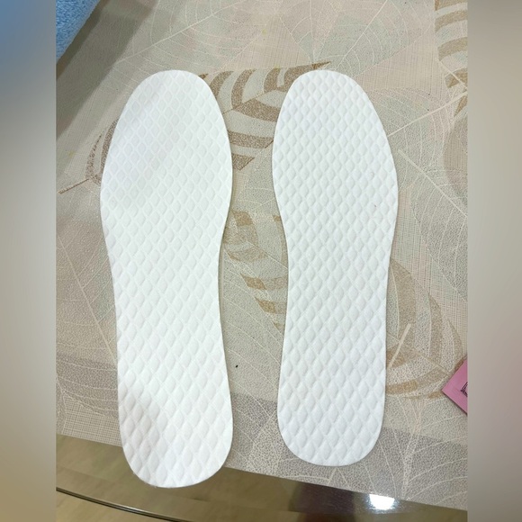 White Shoe Insoles for men 20 pairs. - Picture 1 of 4